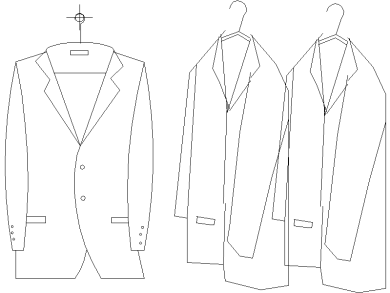 Trajes elegantes en perchas